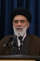 تلاش دشمن برای عقب نگه داشتن ملت ایران است