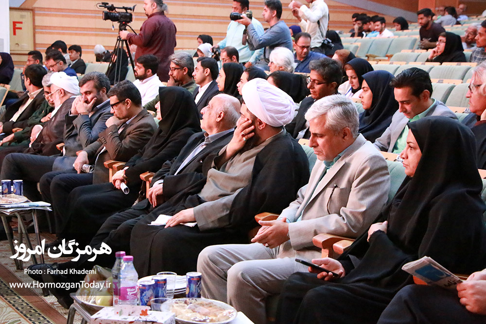 گزارش تصویری : معرفی برترین های ششمین جشنواره ملی مطبوعات خلیج فارس