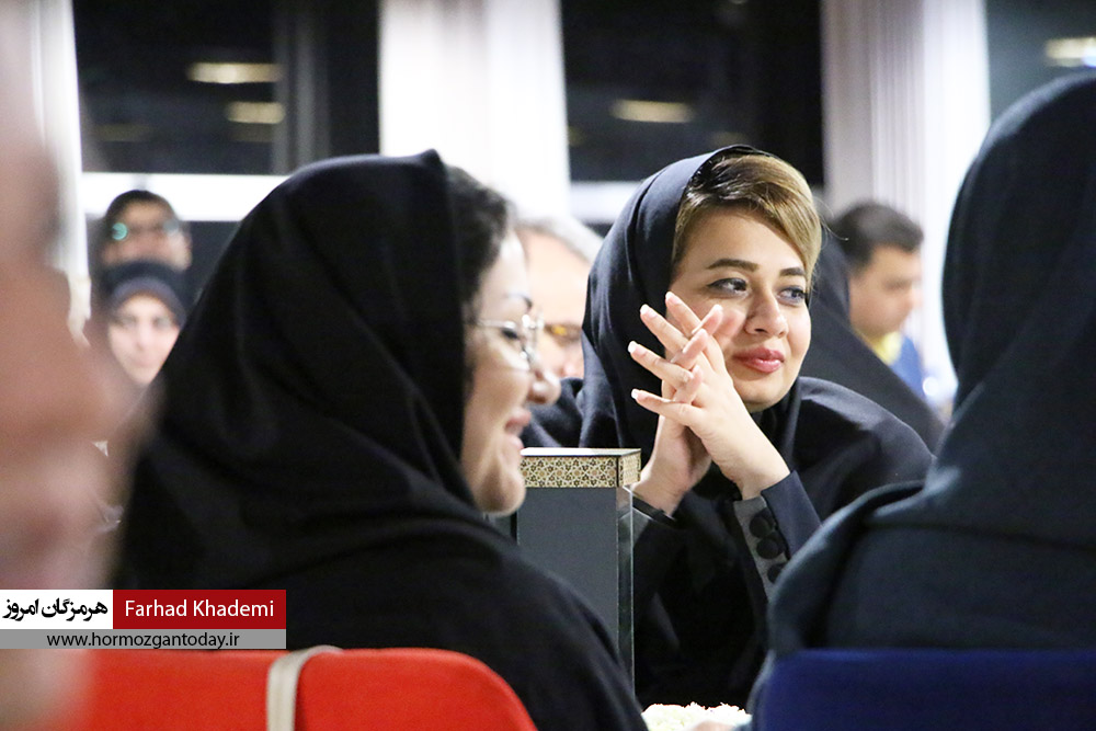 تجلیل انجمن صنفی روزنامه‌نگاران استان هرمزگان از خبرنگاران