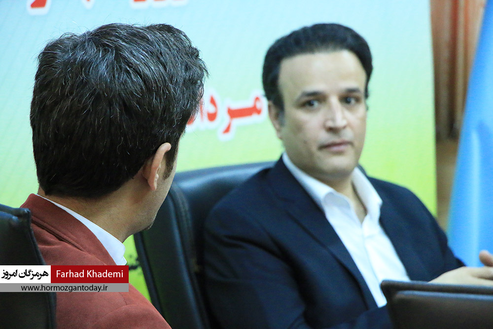 گزارش تصویری : آیین تجلیل از خبرنگاران حوزه تعاون ، کار و رفاه اجتماعی هرمزگان برگزار شد