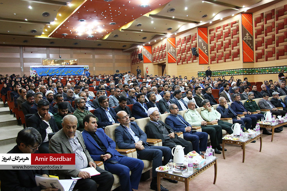 گزارش تصویری : بیست و دومین جشنواره شهید رجایی هرمزگان برگزار شد