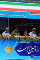 حضور رئیس مجلس شورای اسلامی و استاندار هرمزگان در مراسم رژه نیروهای مسلح