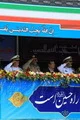 حضور رئیس مجلس شورای اسلامی و استاندار هرمزگان در مراسم رژه نیروهای مسلح