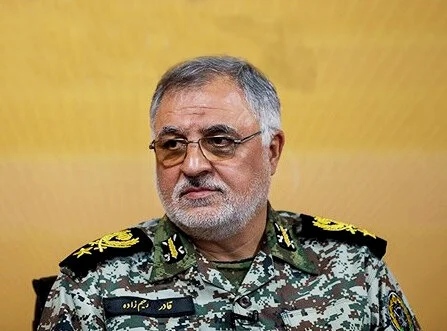 تحرکات دشمن را از لحظه پرواز از روی باند رصد می‌کنیم