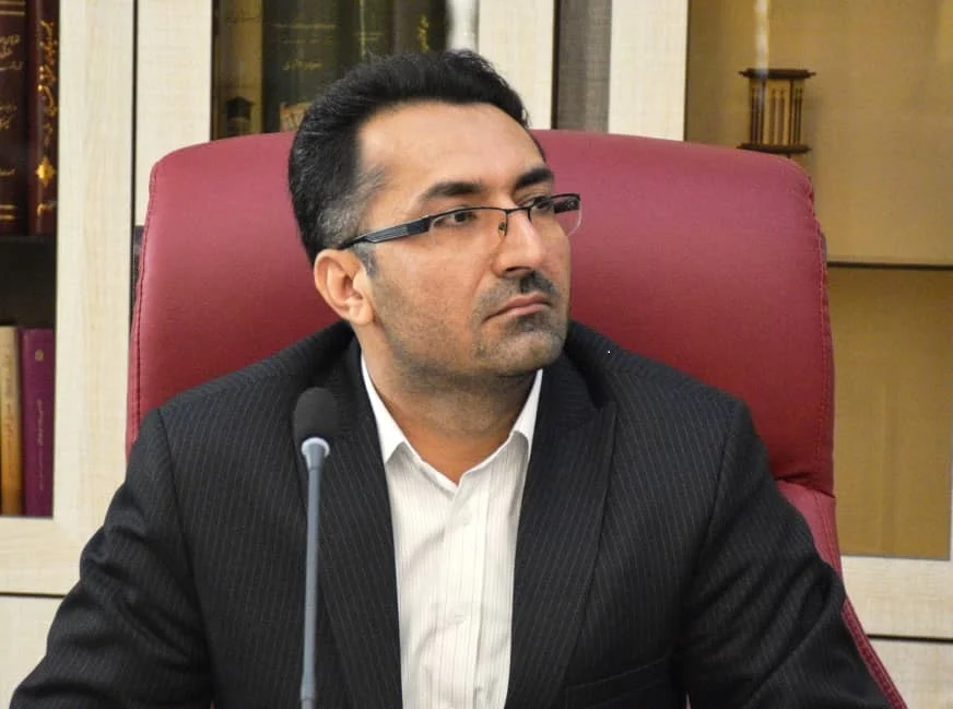 بعید میدانم اراضی مجاور غار نمکدان قشم دیگر مجوز فعالیت بگیرد