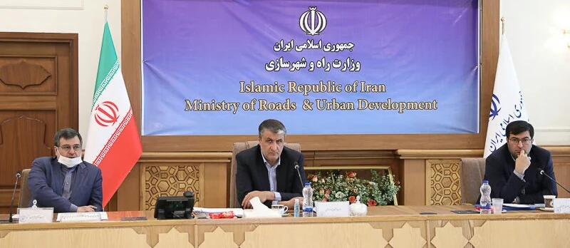 اهدا سند مالکیت به ساکنان سکونتگاههای غیر رسمی و محلات دارای بافت فرسوده