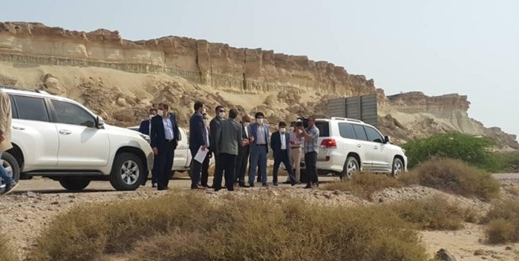 بازدید دادستان عمومی و انقلاب مرکز استان هرمزگان از محدوده ژئوسایت غار نمکدان جزیره قشم
