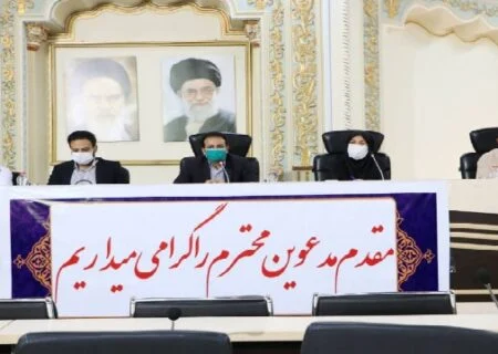 ضرورت برونسپاری خدمات قابل واگذاری ادارات شهرستان بندرعباس به دفاتر پیشخوان دولت