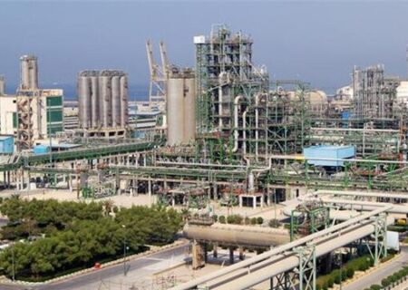 افزایش ظرفیت صنعت پتروشیمی در ۲ ماه آینده