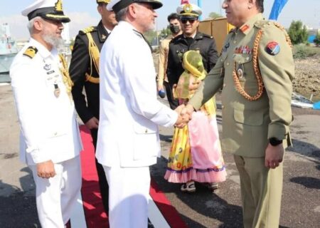 بازدید ناوگروه نیروی دریایی پاکستان از بندرعباس