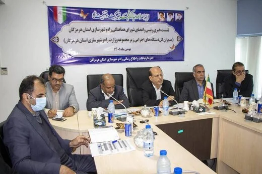 احداث تونل و الحاق زمین برای رفع مشکل نهضت مسکن ملی در بندرعباس/ دهها پروژه تا پایان سال به بهرهبرداری میرسد