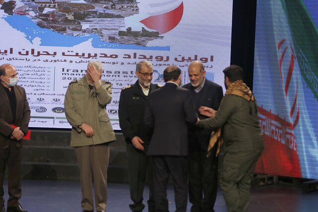 انتخاب استاندار هرمزگان به عنوان استاندار برتر در حوزه مدیریت بحران