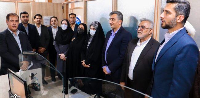 بهره برداری از سامانه ارتباط مردمی ۱۳۷ شهرداری بندرعباس