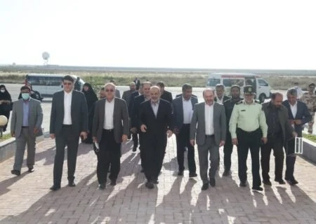 وزیر کشور وارد بندرعباس شد