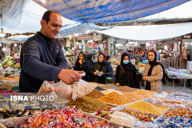گشایش نمایشگاه عیدانه در بوستان غدیر بندرعباس