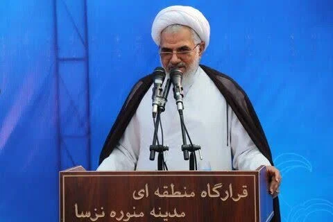 باید به دنبال حل مشکل مسکن و اشتغال مردم باشیم