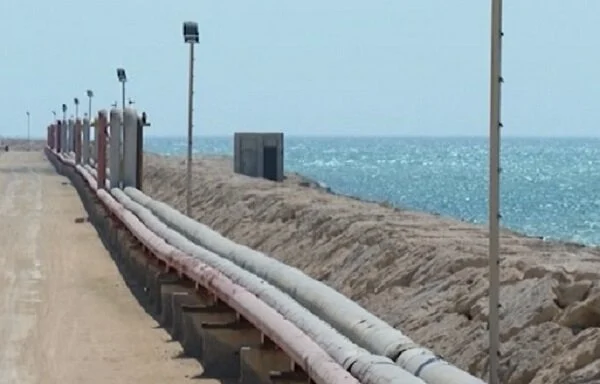 بهرهبرداری از طرح سوخت رسانی به کشتیهای عبوری در قشم