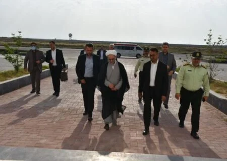 رئیس دیوان عدالت اداری وارد بندرعباس شد
