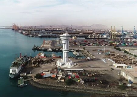 ترافیک کشتی‌های در صف انتظار لنگرگاه بندرعباس کاهش یافت