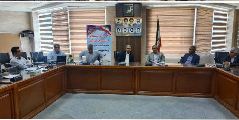 مرتفع سازی مسائل زیست محیطی اراضی قابل واگذاری پرورش میگوی هرمزگان