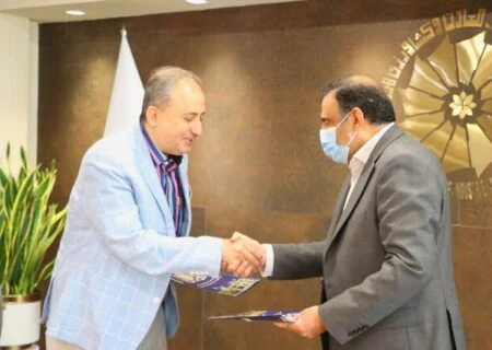 کلنگ احداث دو مدرسه ۱۲ کلاسه به نام اتاق بازرگانی هرمزگان