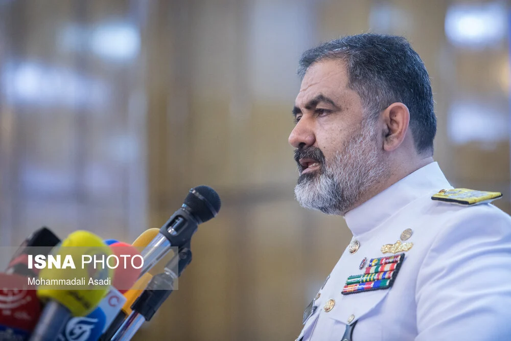 آیین رسمی استقبال از ناوگره ۸۶
امیر ایرانی: نیروی دریایی اثبات کرد ایران و ایرانی انزواگریز و تحریمناپذیر است
