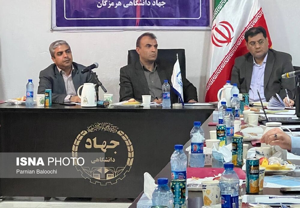 به همت جهاد دانشگاهی واحد هرمزگان؛
                                مرکز خدمات مشاوره فناورانه شیلات و آبزی پروری هرمزگان آغاز به کار کرد