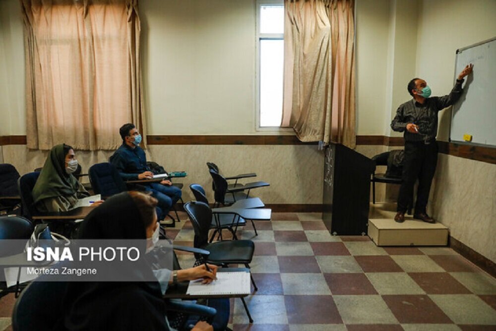 جذب هیئت‌علمی متعهد به خدمت در دانشگاه علوم‌پزشکی تهران