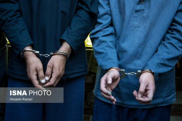 دستبند پلیس بر دستان ۱۸ اخلالگر نظم عمومی در هرمزگان