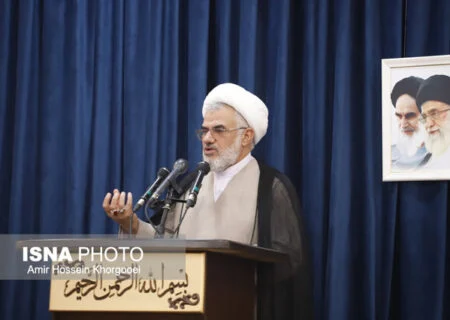 قاطعیت همراه با دقت در مبارزه با فساد ضروری است