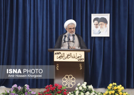 نماینده ولی فقیه در استان هرمزگان:
                                ناوگروه ۸۶ نداجا اقتدار جمهوری اسلامی دنیا را به رخ کشید