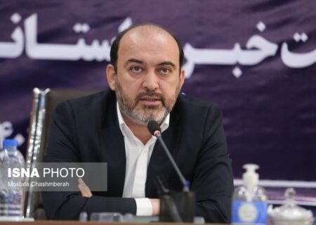 استاندار هرمزگان:
                                متأسفانه منابع بانک‌ها در راستای نیازها و توسعه هرمزگان هزینه نمی‌شود