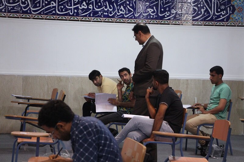 دهمین دوره آزمون استخدامی دستگاه های اجرایی هرمزگان برگزار شد