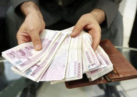 فرمانده انتظامی استان هرمزگان خبرداد
                                دستگیری توزیع‌کنندگان چک پول‌های جعلی در قشم