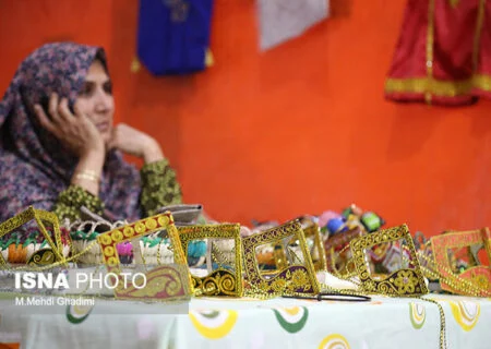 مدیرکل میراث‌فرهنگی، گردشگری و صنایع‌دستی هرمزگان:
                                به هنرمندان فعال، زمین برای احداث کارگاه صنایع دستی واگذار می‌شود