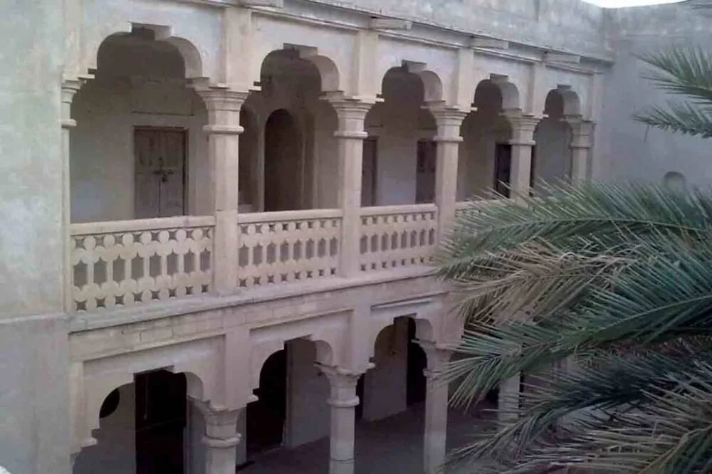 مرمت قلعه خان و خانه کاظم در بستک پیگیری میشود