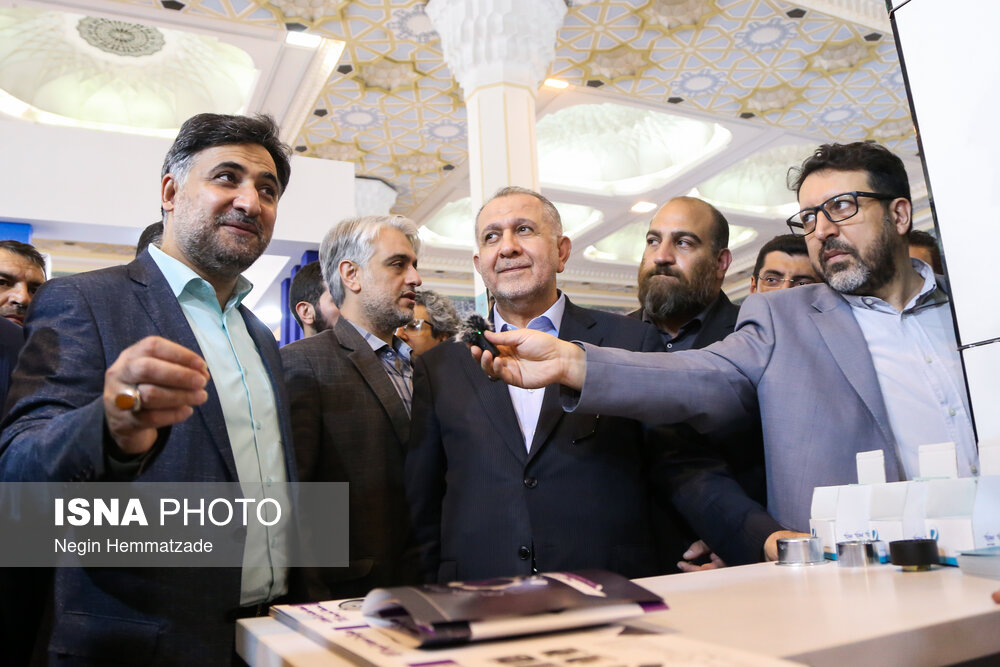 معاون علمی رئیس‌جمهوری خبر داد
                                ارائه برش استانی اقتصاد دانش‌بنیان از تیرماه