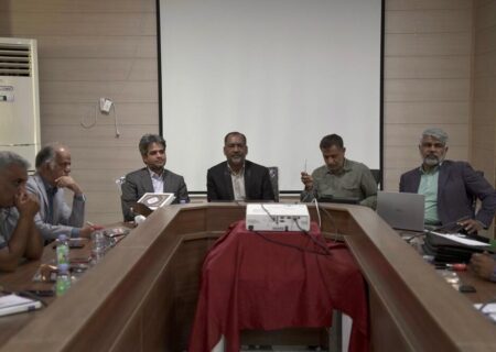 معاون ورزشی اداره کل ورزش وجوانان هرمزگان:
                                در حال تدوین برنامه ۲۰ ساله برای توسعه ورزش هرمزگان هستیم