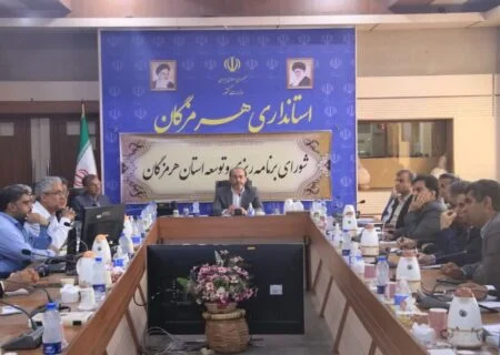 استاندار هرمزگان خبرداد
                                بهره‌برداری  از بسته‌های ویژه در سفر رئیس‌جمهور به هرمزگان