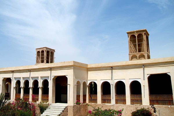 خانه فکری بندرلنگه مرمت می‌شود