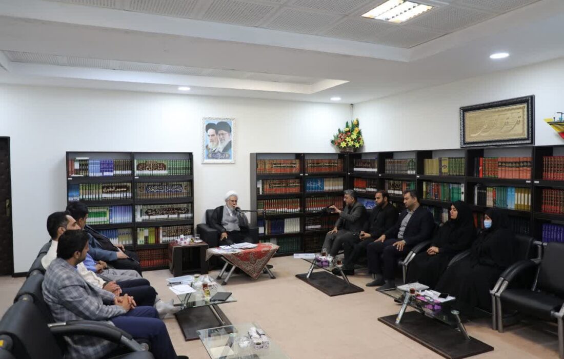 دیدار شهردار بندرعباس با نماینده ولی فقیه در استان هرمزگان بمناسبت هفته امر به معروف و نهی از منکر