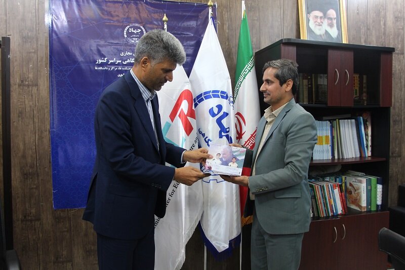 رئیس دانشگاه جامع علمی کاربردی استان هرمزگان:
                                در حوزه اشتغال و کارآفرینی،جهاددانشگاهی حرف‌های زیادی برای گفتن دارد