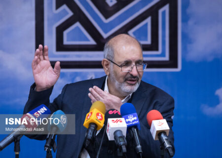 رئیس سازمان سنجش آموزش کشور اعلام کرد
                                داوطلبان از آوردن تجهیزات تقلب به جلسه کنکور خودداری کنند/۱۰ سال محرومیت در انتظار متقلبان