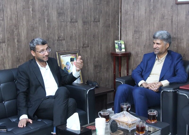 سرپرست جهاددانشگاهی استان هرمزگان خواستار شد
                                راه‌اندازی دفاتر جهاددانشگاهی در هرمزگان با کمک دانشگاه پیام نور