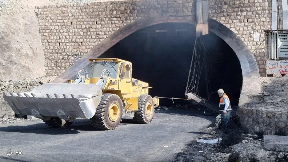علت حادثه آتشسوزی در تونل تنگه زاغ چه بود؟
