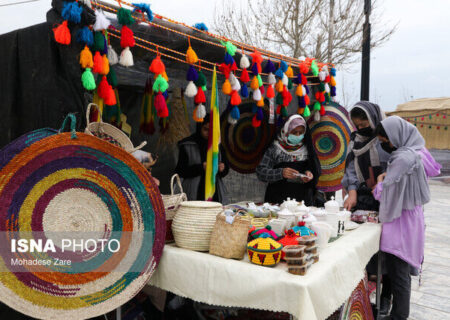 مدیر تعاون روستایی استان هرمزگان:
                                ایجاد روستا بازار برای کمک به اشتغال پایدار در هرمزگان موثر است