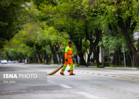 مدیر درمان تامین اجتماعی استان هرمزگان:
                                به دنبال تزریق واکسن رایگان هپاتیت و کزاز به تمام پاکبانان هرمزگان هستیم