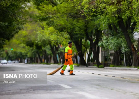 مدیر درمان تامین اجتماعی استان هرمزگان:
                                به دنبال تزریق واکسن رایگان هپاتیت و کزاز به تمام پاکبانان هرمزگان هستیم