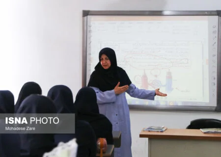 مدیرکل آموزش و پرورش هرمزگان خبرداد
                                جذب ۴۲۰ آموزگار در آموزش و پرورش هرمزگان