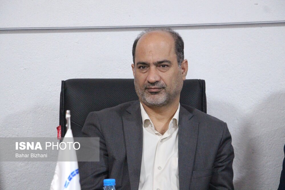 معاون سیاسی، امنیتی و اجتماعی استاندار هرمزگان:
                                انتظار ورود جدی جهاد دانشگاهی هرمزگان در حوزه آب‌شیرین‌کن‌ها داریم